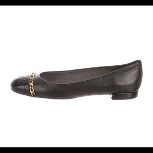 Stuart Weitzman Round Toe Flats